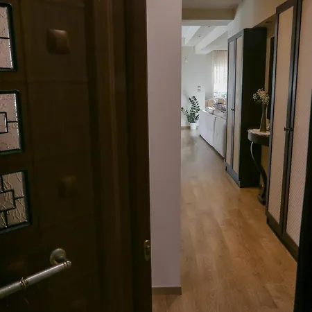 Deluxe Family In The City Center Apartman *